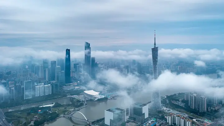 上半年广州经济跑出一线城市领跑增速 核心增长逻辑在于重点项目发力与产业赛道突破