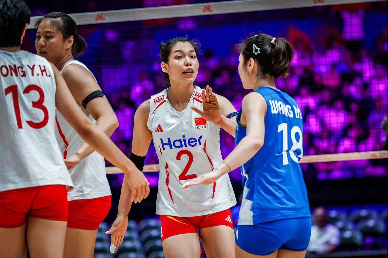 世联赛-女排救1赛点2-3加拿大 唐欣轰22分难阻3连败