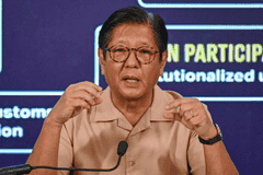 解放军清场黄岩岛,事实已证明,驻菲美军是纸老虎,马科斯押错宝