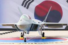 韩国军事专家:歼-20、歼-35战机整体性能偏弱,远不如KF-21