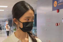黄磊女儿独自现身机场 简约穿搭帅气又文艺