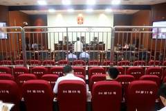 门将董某某6场比赛放球收受64万 被判有期徒刑1年6个月