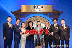 富士康打工妹拿下中国女首富，身家855亿