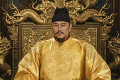 清朝修的《明史》为何认为汉、唐、宋三朝皇帝不如明太祖朱元璋？