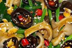 清爽开胃凉菜：4种食材拌制，5分钟搞定夏日美味