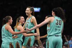 女子美职篮韩旭总得分达518分 登顶亚洲球员得分榜