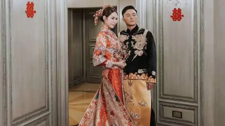 杨明庄思明婚礼现场图曝光 中式华服星海婚典氛围浪漫
