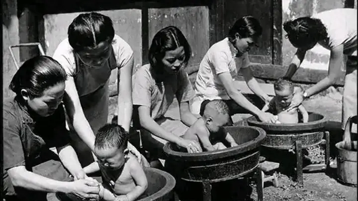 中国10亿人要搞计划生育，14亿人口却鼓励生三胎，这是为何？