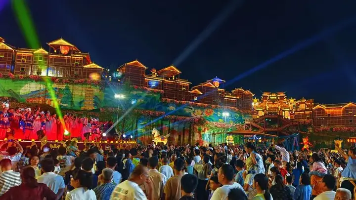 马奇柯调研“南川·花好月圆”主题文旅项目 以更优质服务满足游客美好需要