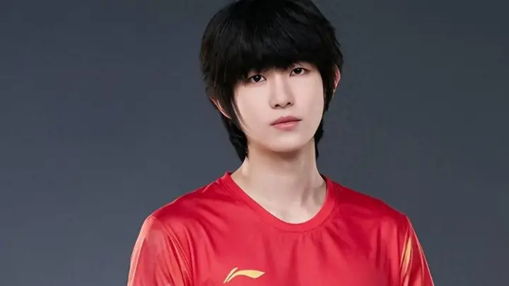 亚运会两套服装曝光，句号帅成了男明星，AG一诺都有颜值压力了