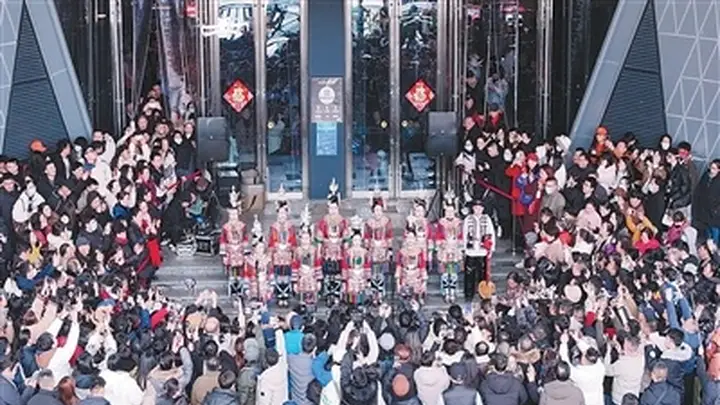 “电影＋”的花样选择（视线）