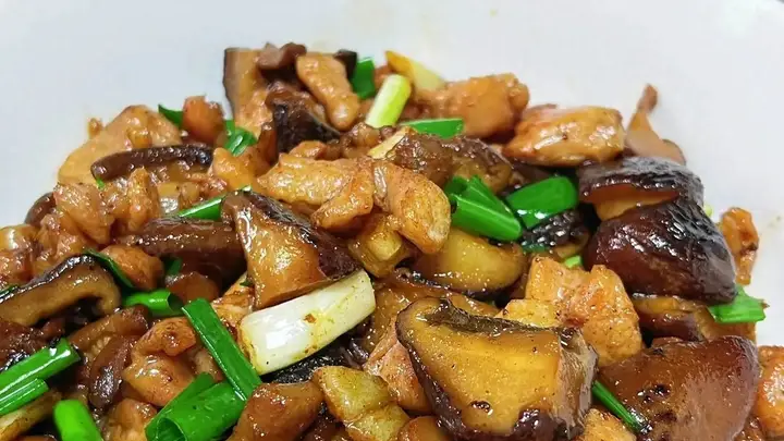 原创进入三伏天,建议:少吃羊肉和牛肉,多吃4种肉,轻松入伏天