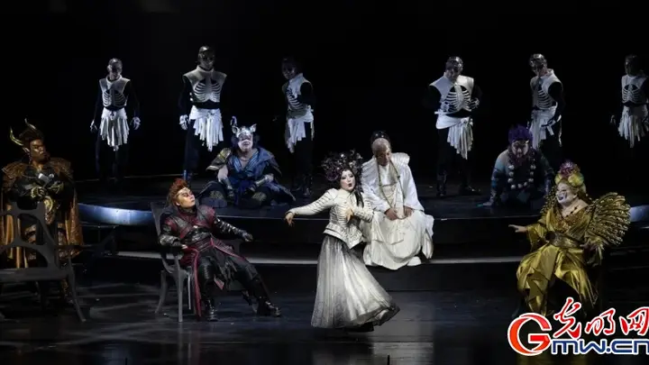 国家大剧院喜歌剧《三打白骨精》首演:赛博重构经典,笑中藏哲思