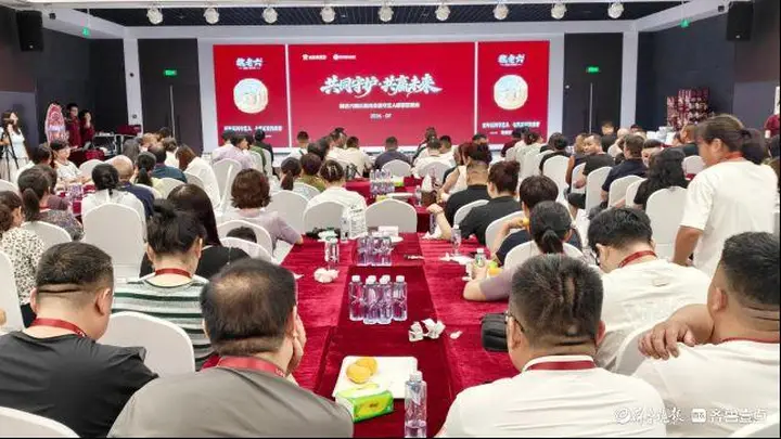 聊城魏老六魏氏熏鸡七城总代授牌,非遗传承开启全国征程