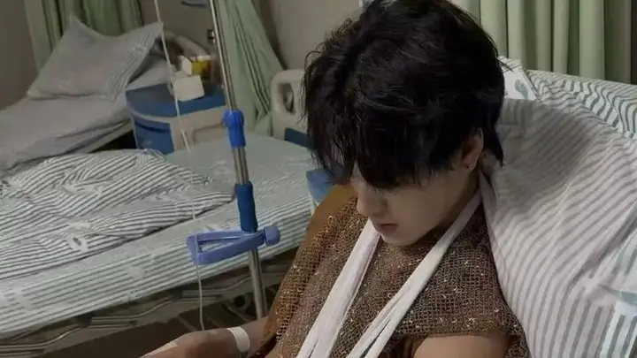 嘉峪关方特NPC掰手腕致骨折后维权无门，诉讼已交仍无方回应