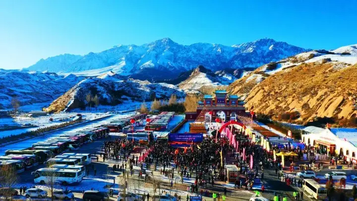 马蹄石窟群千年秘境 河西走廊核心文旅新标杆