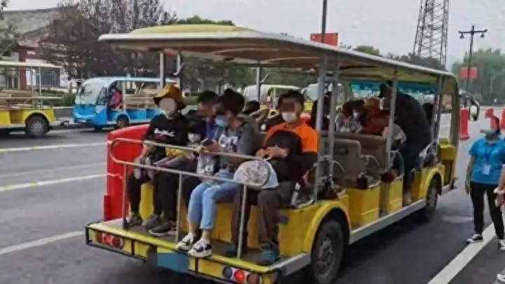 一家4口景区门票竟要5000元？宰客套路终于玩不下去了！