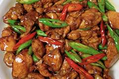 香辣爆炒鸡腿肉:一口入魂的神仙家常味