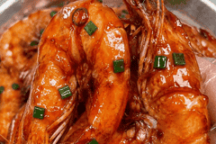 油焖大虾：一口鲜香，满屋飘香，家常美味轻松复刻