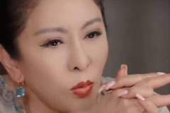 向太说施南生恋爱脑,倾尽半生深情守护徐克,和自己深爱向华强一样