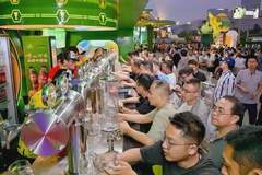 火了36年！青岛啤酒靠一场啤酒节，吃透全年增长