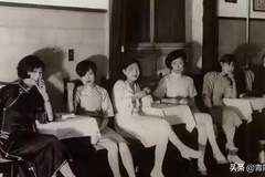 1952青岛名妓于小脚被枪决裤腰挂满金戒指家中藏满银元宝