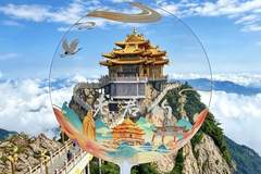 新世纪 | 老君山这波操作太会了!一把透扇,收尽仙山七月风光