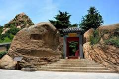 大珠山古寺石门行
