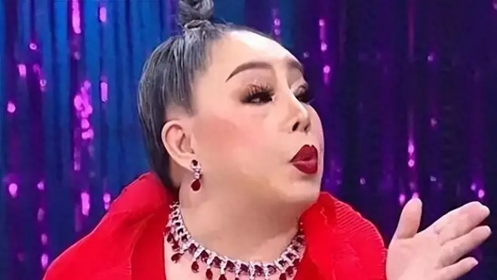 数亿身家养14任小鲜肉!57岁征婚要求一天28次,泰国富婆太荒诞