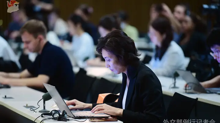 北约称要防止中俄在北极增强影响力，外交部回应| 外交部记者会实录（2026.7.10）