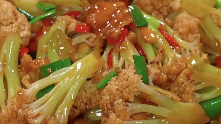 干锅花菜:麻辣鲜香下饭绝配
