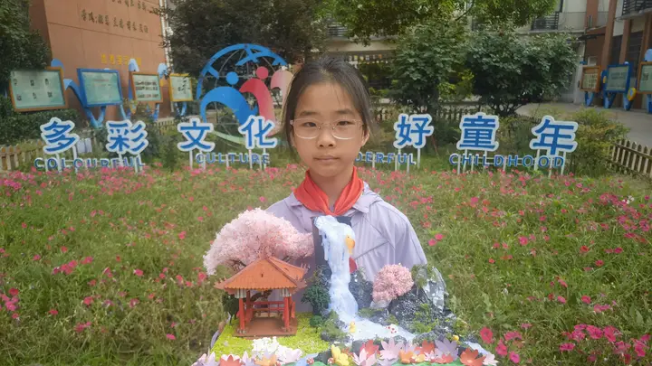 郑州中原区外国语小学在市模型锦标赛上获佳绩