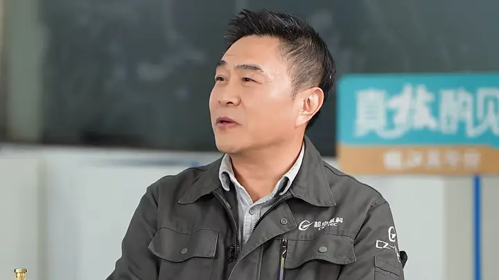 超卓航科董事长一家三口套现超10亿转让控制权 公司IPO融资近9亿累计净利润仅5千万