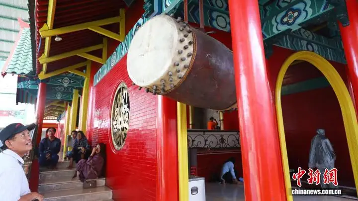 印尼泗水郑和清真寺：中伊文化交融的活名片，见证六百余年友好交往