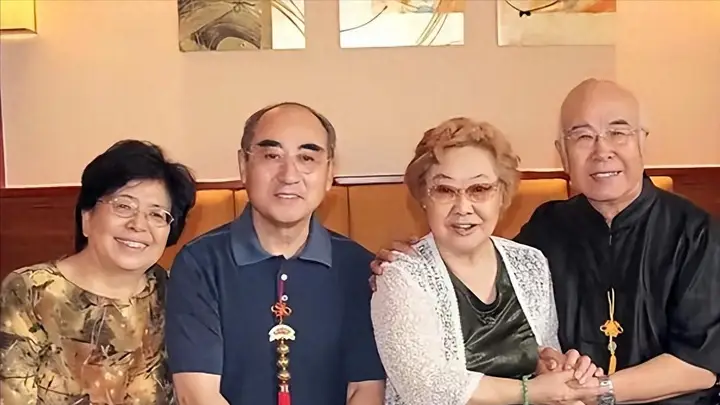 直到去世才真相大白，原来郭兰英是庄则栋的姐姐，曾为他摆平困境