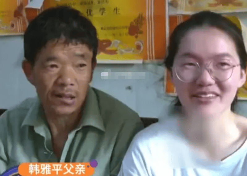 母亲残疾父亲务农，在高考大省考出699分换来网友一句“不能逆天改命”