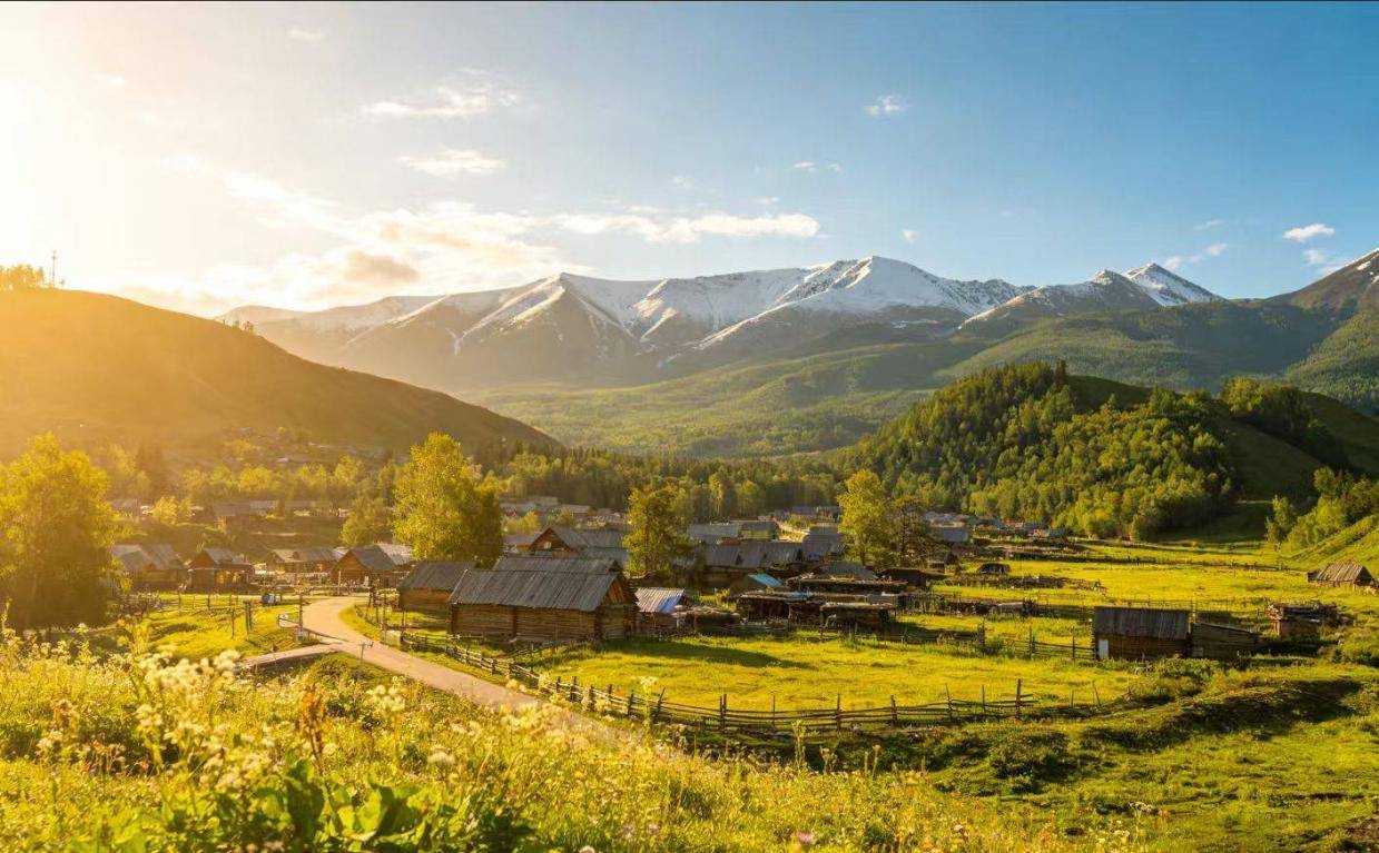 新疆旅行社口碑好的推荐：看懂纯玩合同，避开隐形购物坑