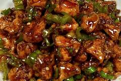 焦香嫩滑小炒鸡腿肉:一口入魂的家常下饭神器