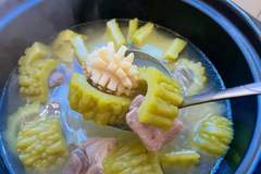 鲍鱼苦瓜汤:滋阴润燥 清热祛火养胃生津