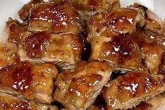 蜜汁鸡腿：在家轻松制出口感爆汁的治愈系美食