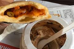 美国麦当劳靠牛肉汉堡出圈,到印度直接全换土豆素食,差别太大