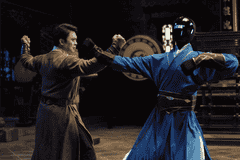 智元全球首个机器人武侠秀落地！多机协同+灵巧手绝技尽显硬核实力