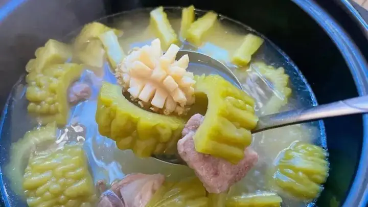 鲍鱼苦瓜汤:滋阴润燥 清热祛火养胃生津