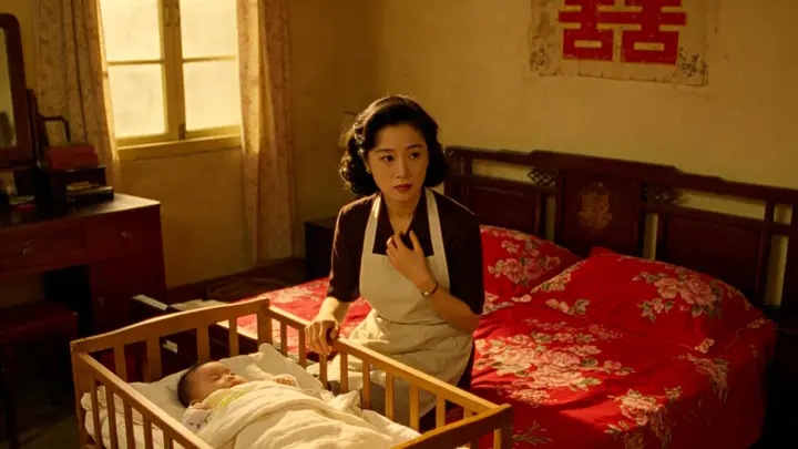 新婚夜寡妇带娃轻挪伸手,他下意识回握,踏实相伴开启暖日子
