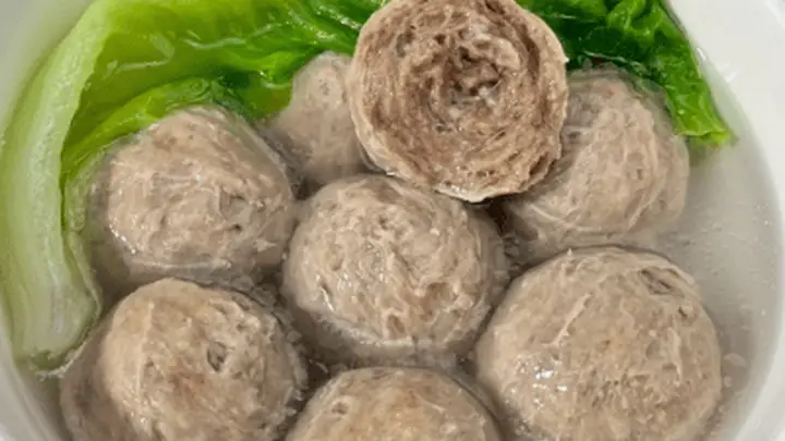 潮汕牛肉丸的弹牙与肉香:手工捶打传承的鲜美滋味