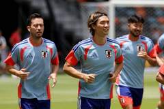 日本迎利好!板仓滉回归参与球队合练 久保建英首次归队