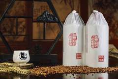 家里翻出十年前的白酒,还能不能喝?先看瓶子上有没有这行字