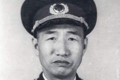 1950年甘肃土改，被判死刑的地主行刑前大喊：我救过徐向前的命