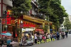 2026年7月在都江堰找真正的鱼火锅，盯住这几点才不会踩雷！