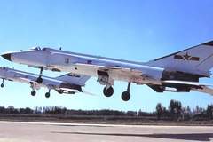 歼-8年底全部退役,中国空军告别二代机,迈入四代与五代机新时代